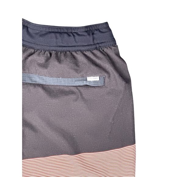 Vuori Stockton Compression Lined Athletic Shorts Two-Toned Colorblock Medium - Picture 3 of 7